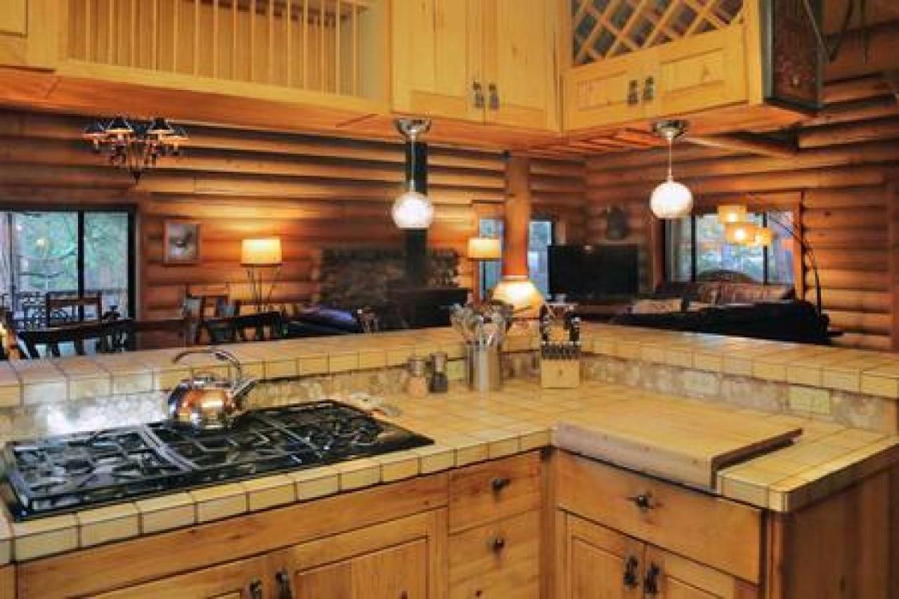 Eagles Nest - Natural Log Cabin With Guest House آيديلوايل المظهر الخارجي الصورة