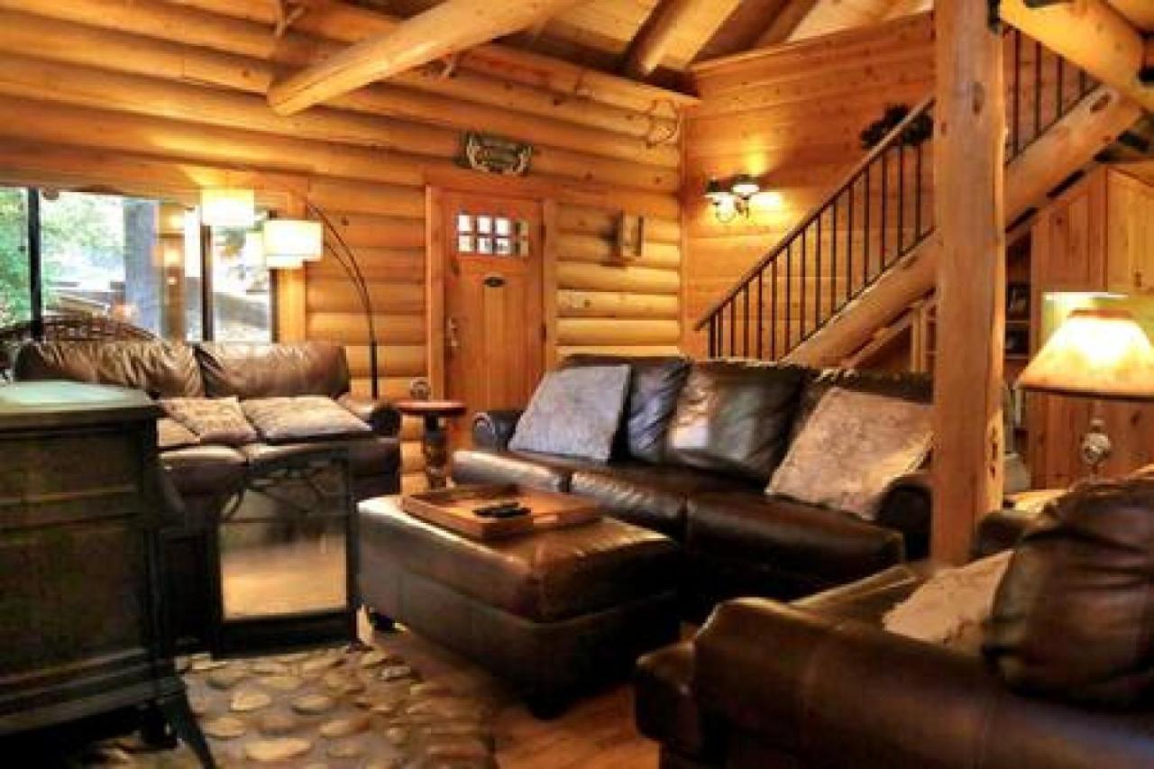 Eagles Nest - Natural Log Cabin With Guest House آيديلوايل المظهر الخارجي الصورة